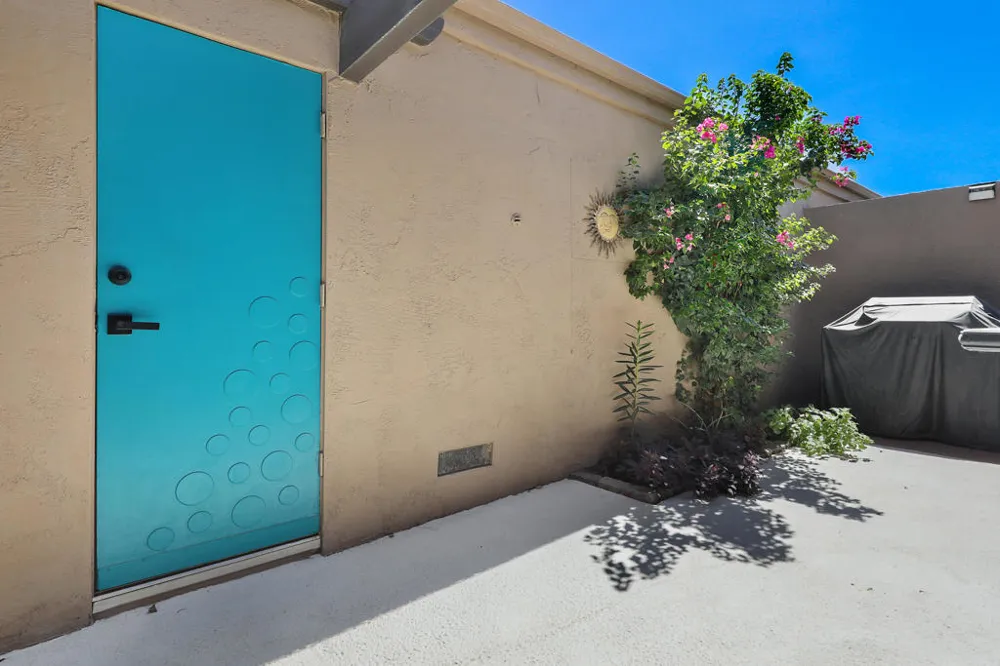 49151 Washington Street La Quinta, CA 92253
