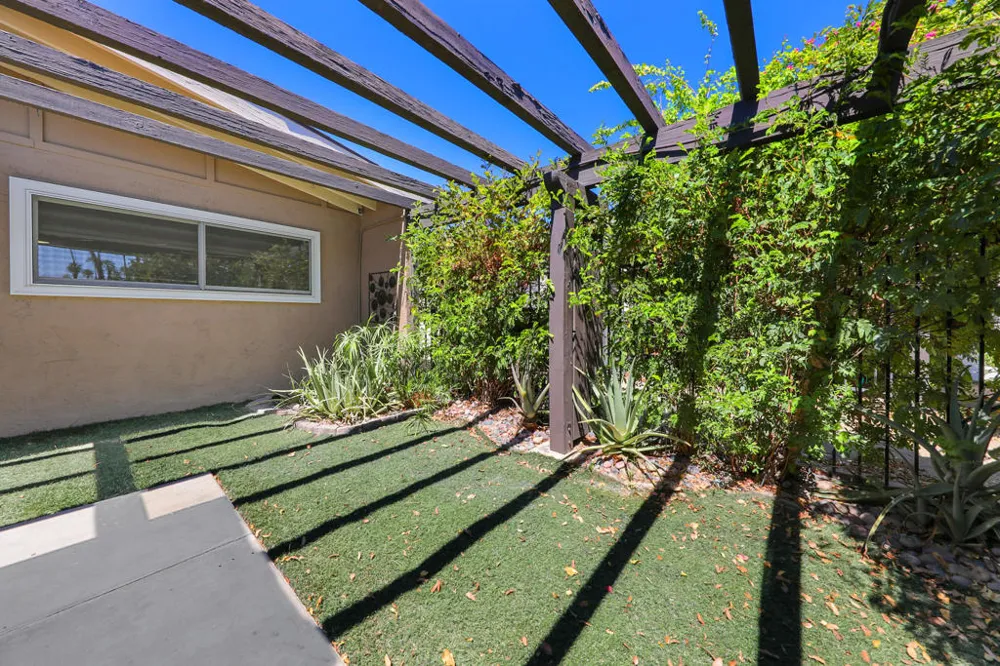 49151 Washington Street La Quinta, CA 92253