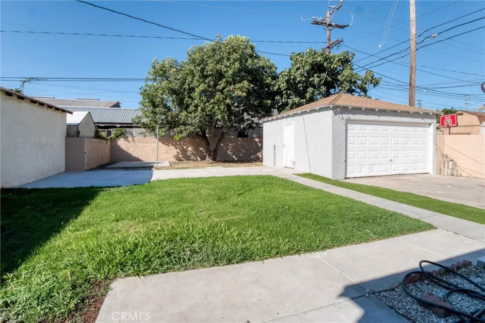 8237 Arnett Downey, CA 90241