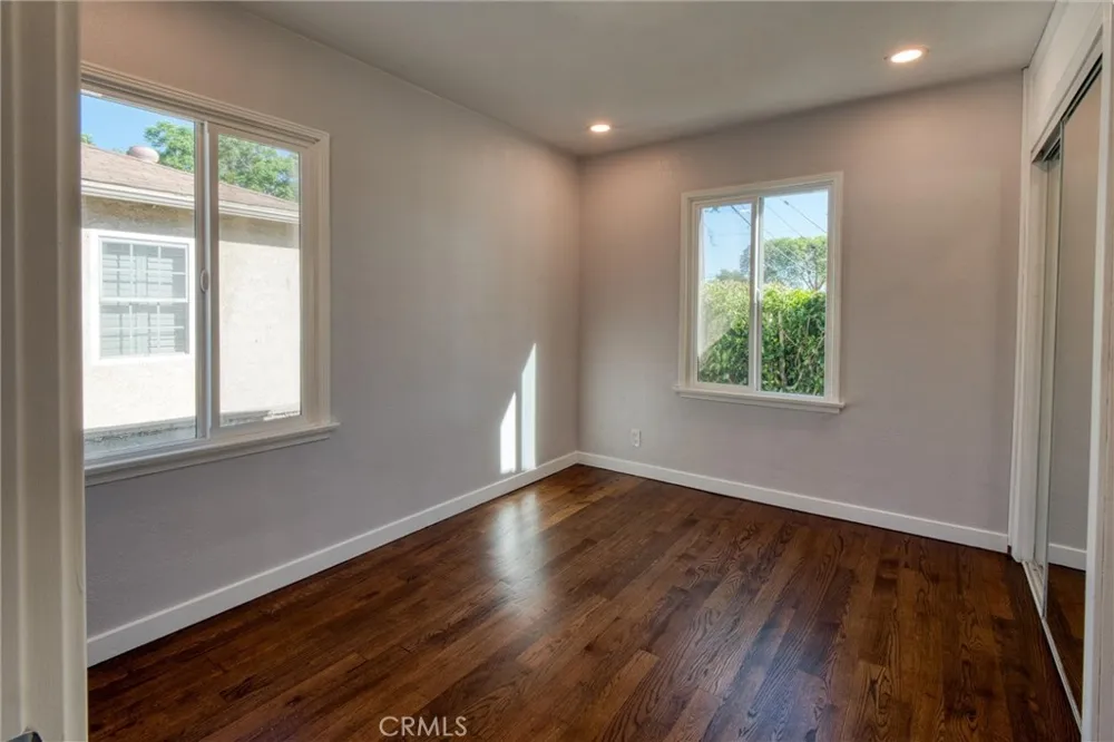 8237 Arnett Downey, CA 90241
