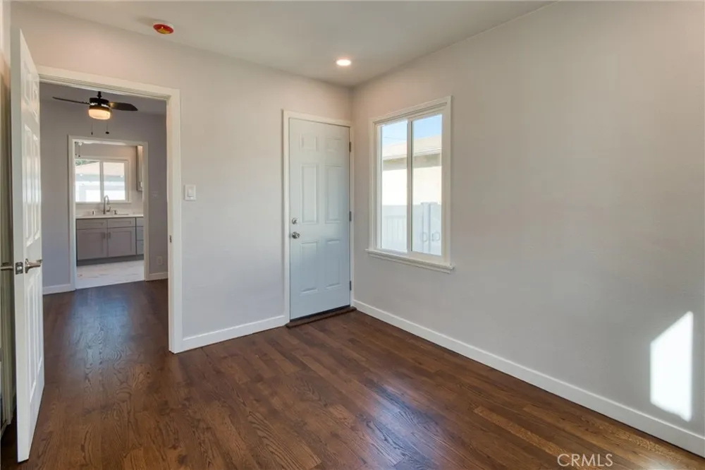 8237 Arnett Downey, CA 90241