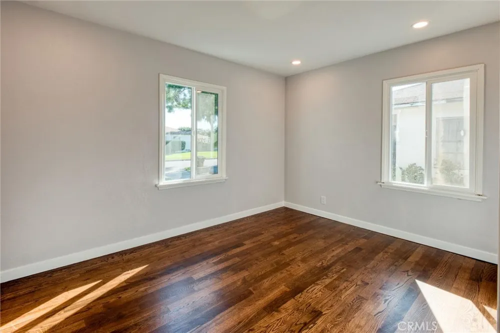 8237 Arnett Downey, CA 90241