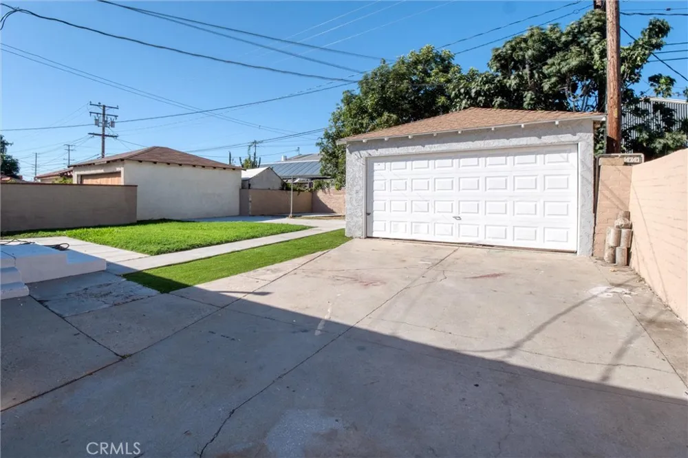 8237 Arnett Downey, CA 90241