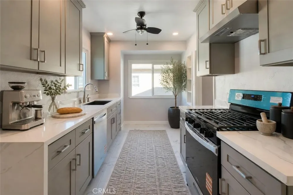 8237 Arnett Downey, CA 90241