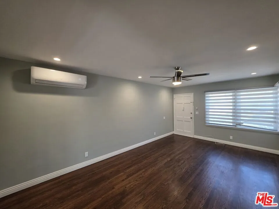 102 Gaviota Avenue #106 Long Beach, CA 90802