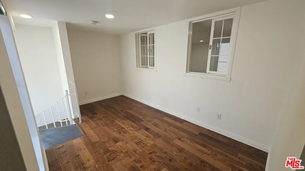 1940 Highland Avenue #59 Los Angeles, CA 90068