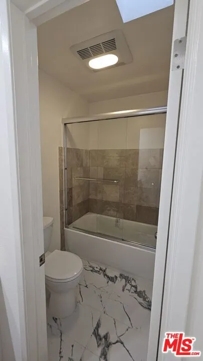 1940 Highland Avenue #59 Los Angeles, CA 90068
