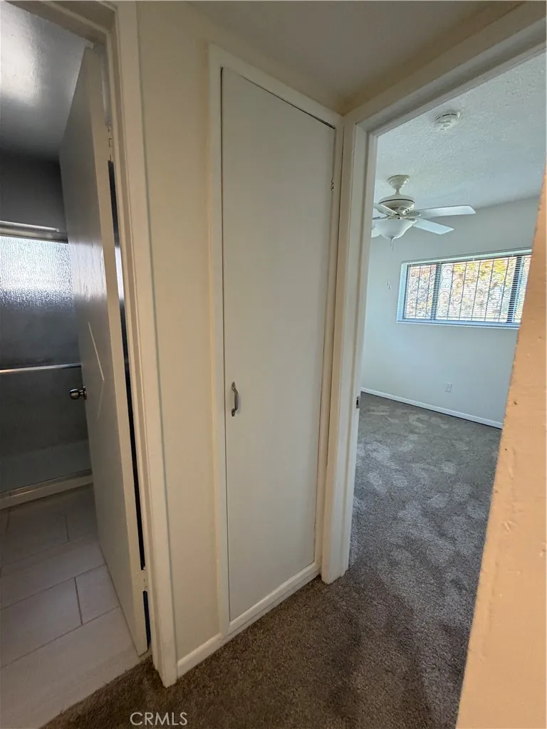 2938 Los Flores Lynwood, CA 90262
