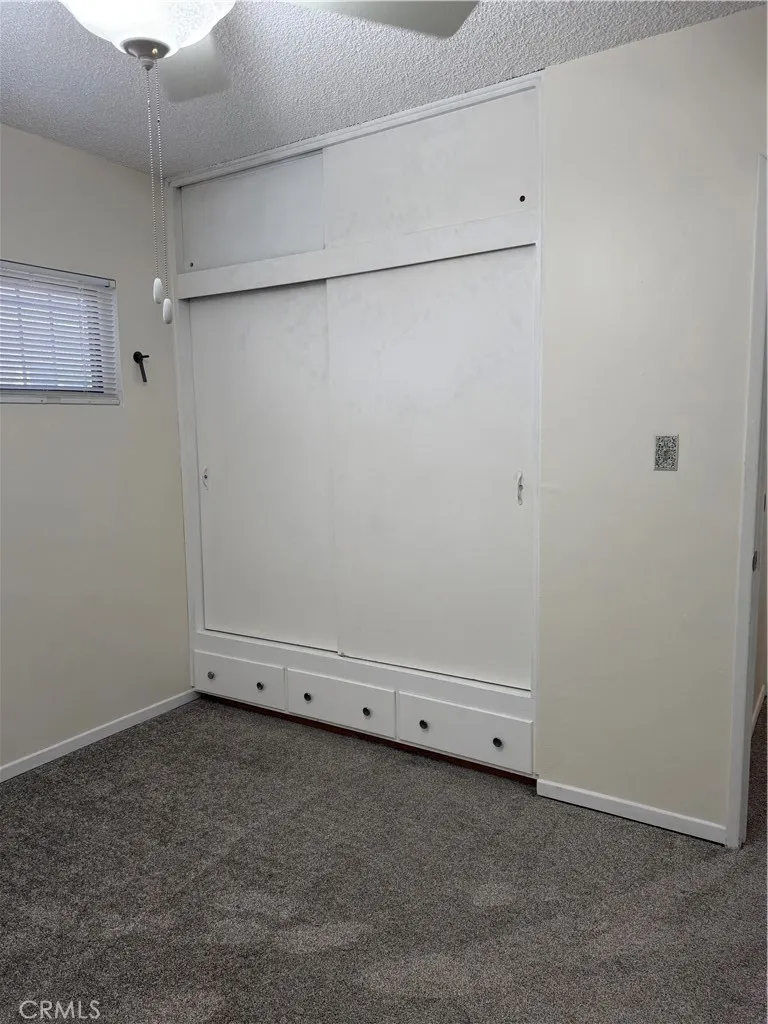 2938 Los Flores Lynwood, CA 90262