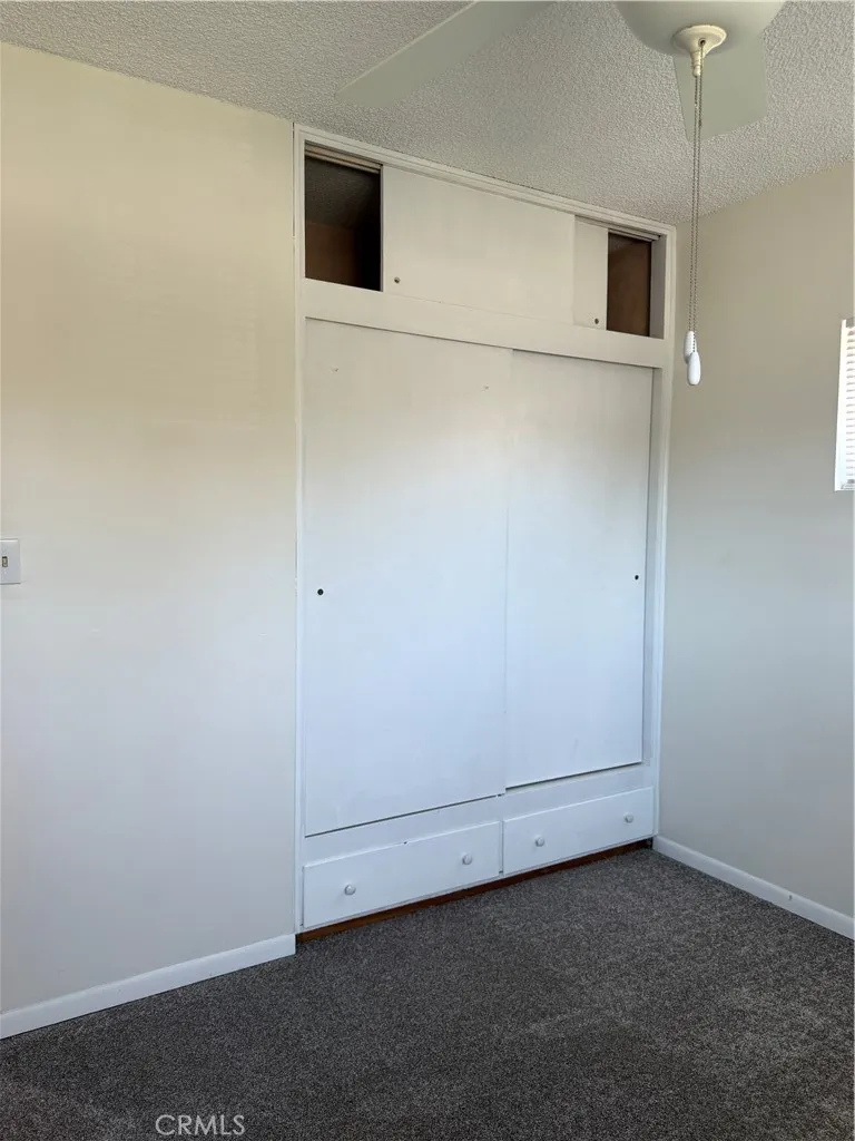 2938 Los Flores Lynwood, CA 90262