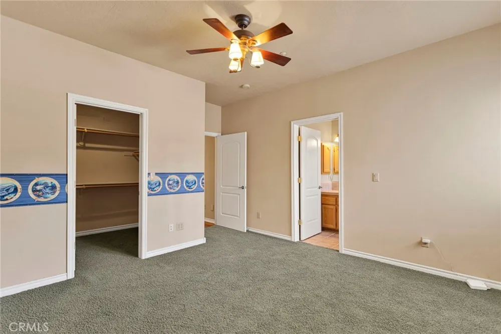 7091 Coriander Oak Hills, CA 92344
