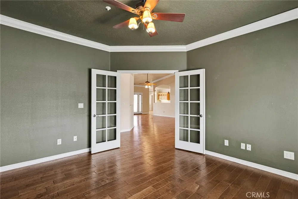 7091 Coriander Oak Hills, CA 92344