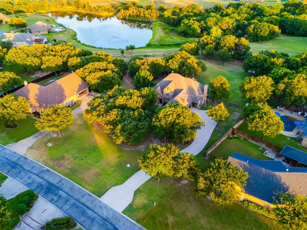 135 Crooked Stick Lane Aledo, TX 76008