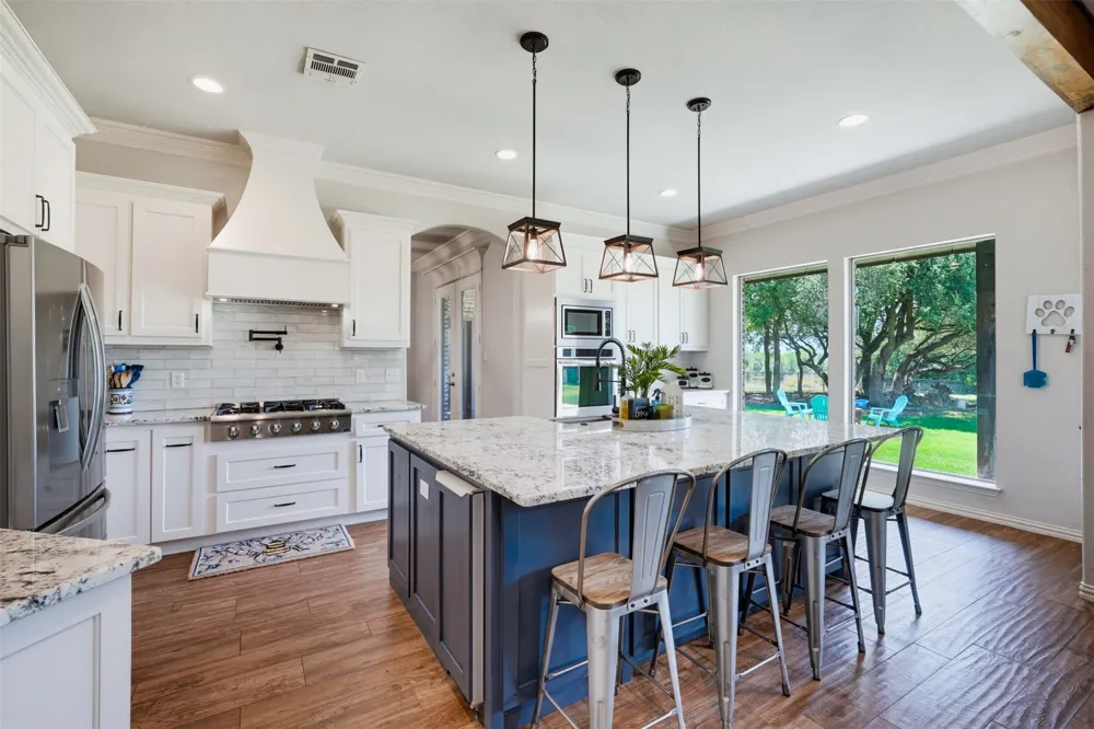 135 Crooked Stick Lane Aledo, TX 76008
