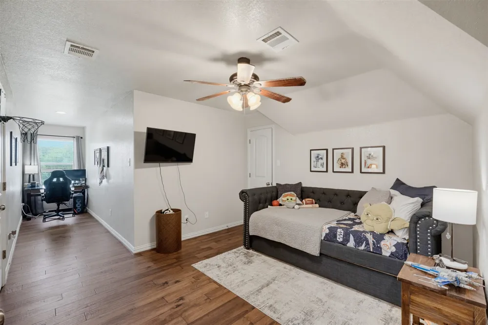 135 Crooked Stick Lane Aledo, TX 76008