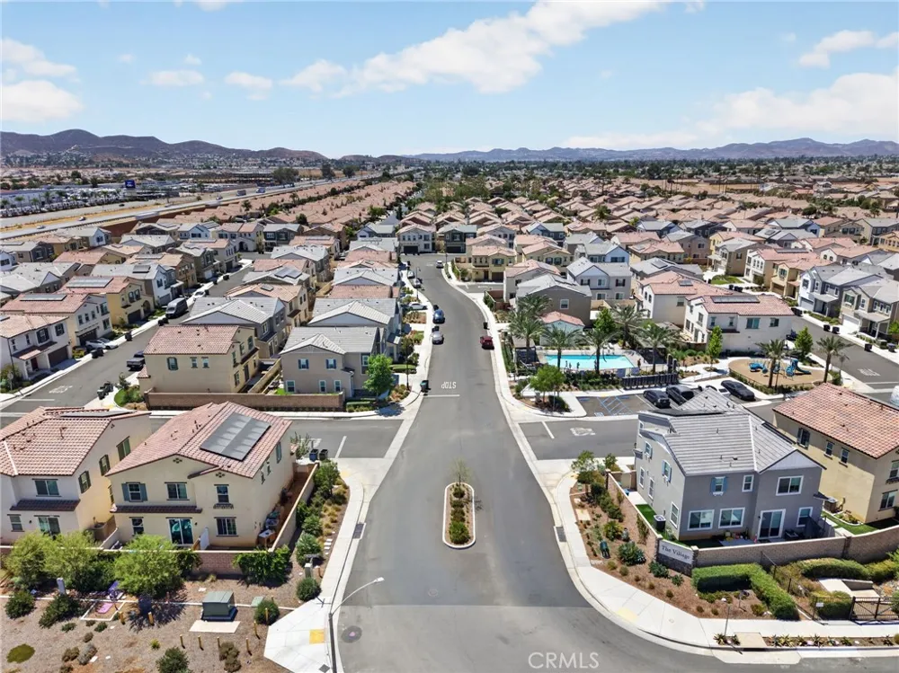 26562 Brightstone Drive Menifee, CA 92585