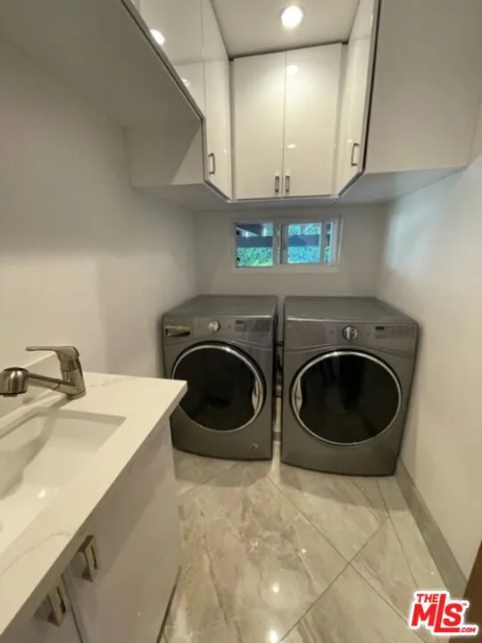 425 Sunridge Street Playa del Rey, CA 90293