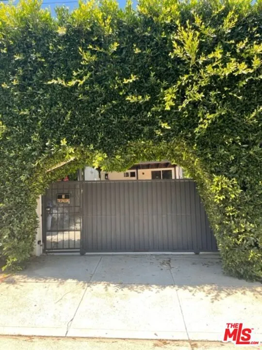 425 Sunridge Street Playa del Rey, CA 90293