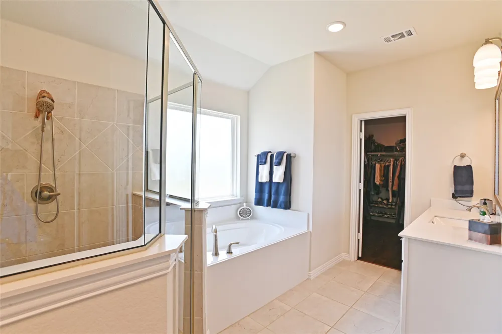 7409 Autumn Grove Lane Ponder, TX 76259