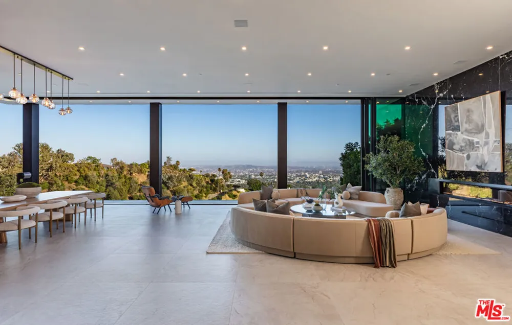 9364 Beverly Crest Drive Los Angeles, CA 90210