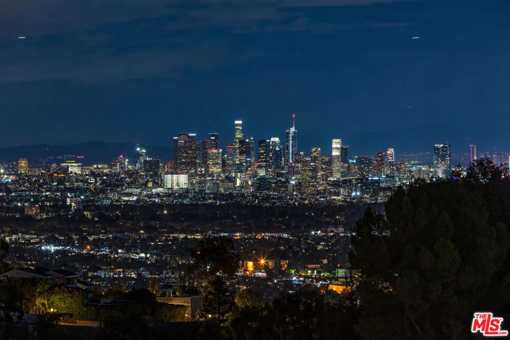 9364 Beverly Crest Drive Los Angeles, CA 90210