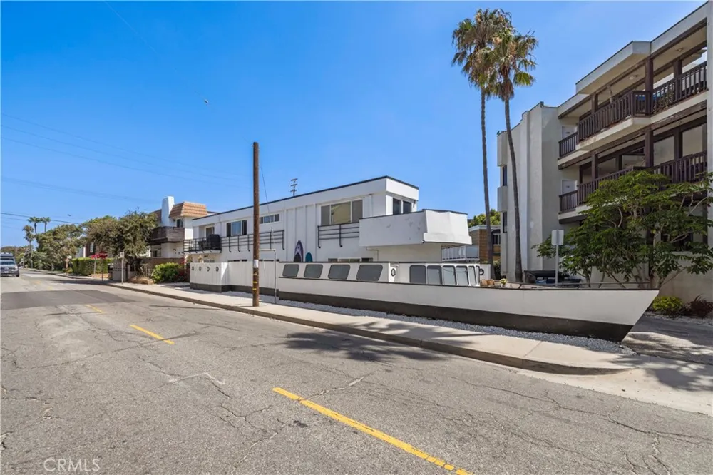 3906 Pacific Avenue Marina del Rey, CA 90292