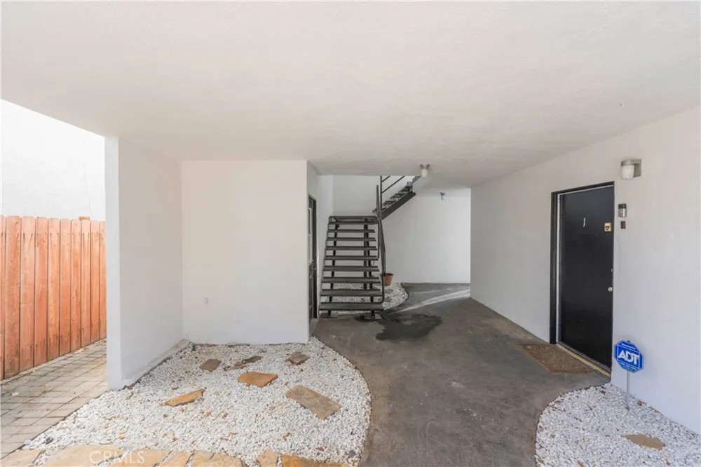 3906 Pacific Avenue Marina del Rey, CA 90292