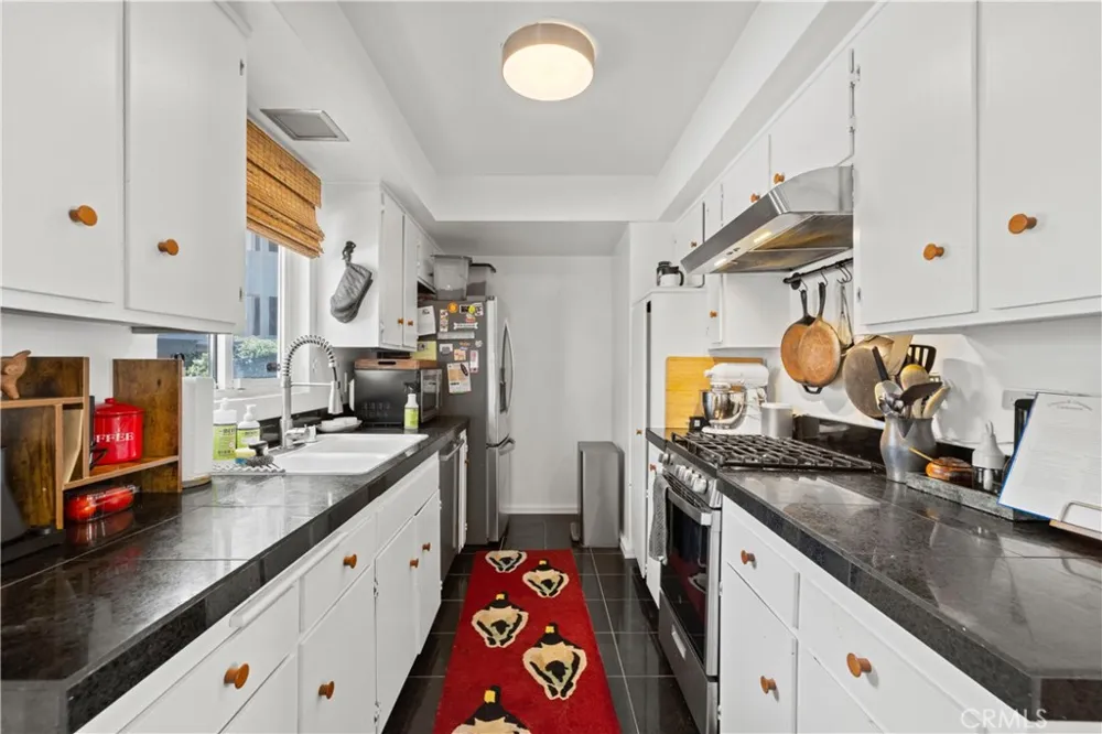 3906 Pacific Avenue Marina del Rey, CA 90292