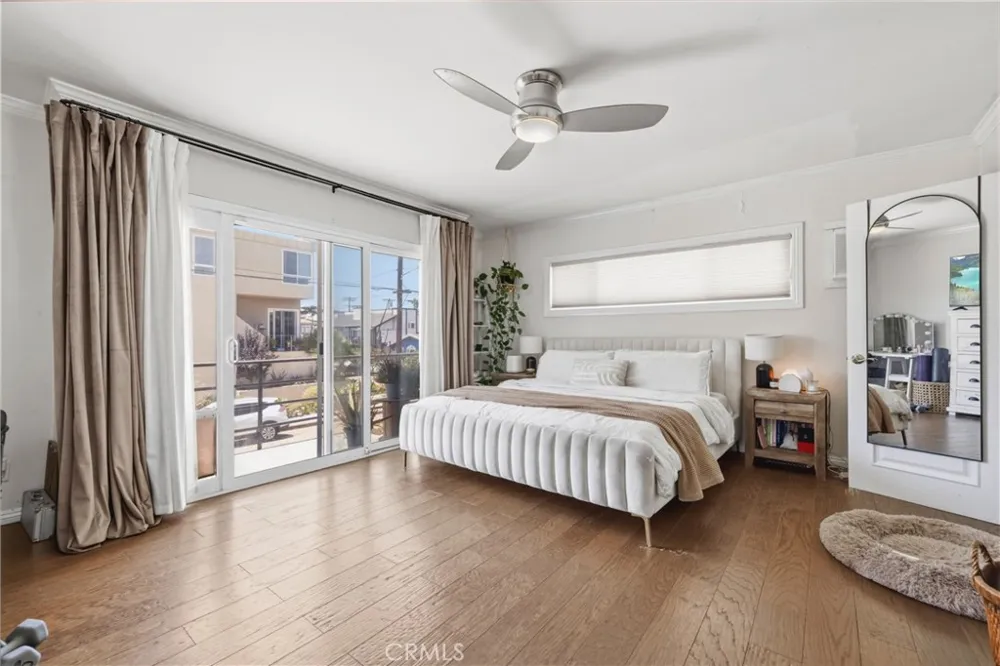 3906 Pacific Avenue Marina del Rey, CA 90292