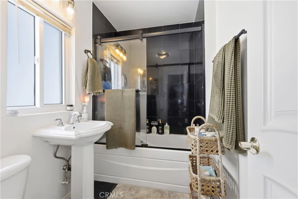 3906 Pacific Avenue Marina del Rey, CA 90292