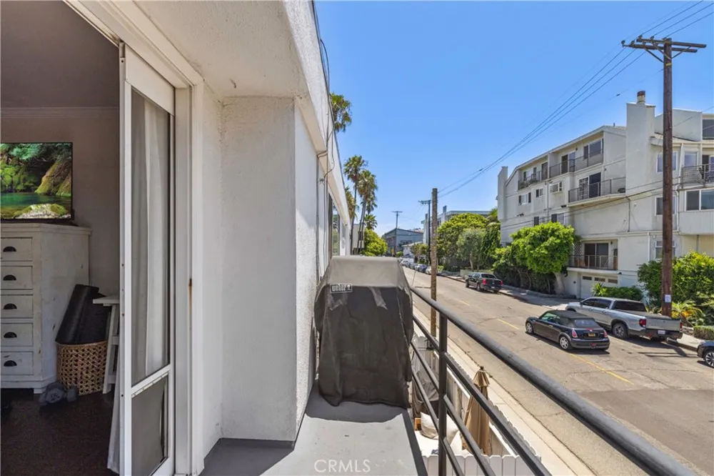 3906 Pacific Avenue Marina del Rey, CA 90292