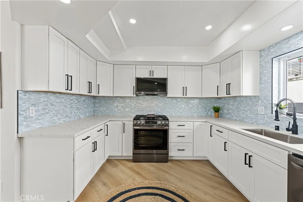 3906 Pacific Avenue Marina del Rey, CA 90292