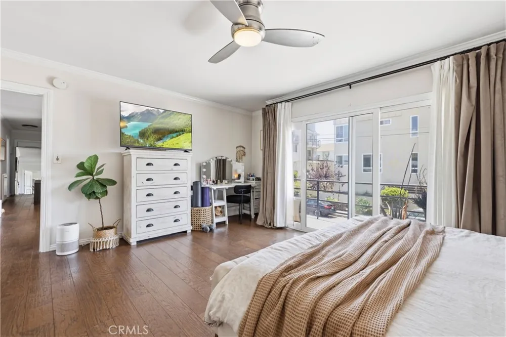 3906 Pacific Avenue Marina del Rey, CA 90292