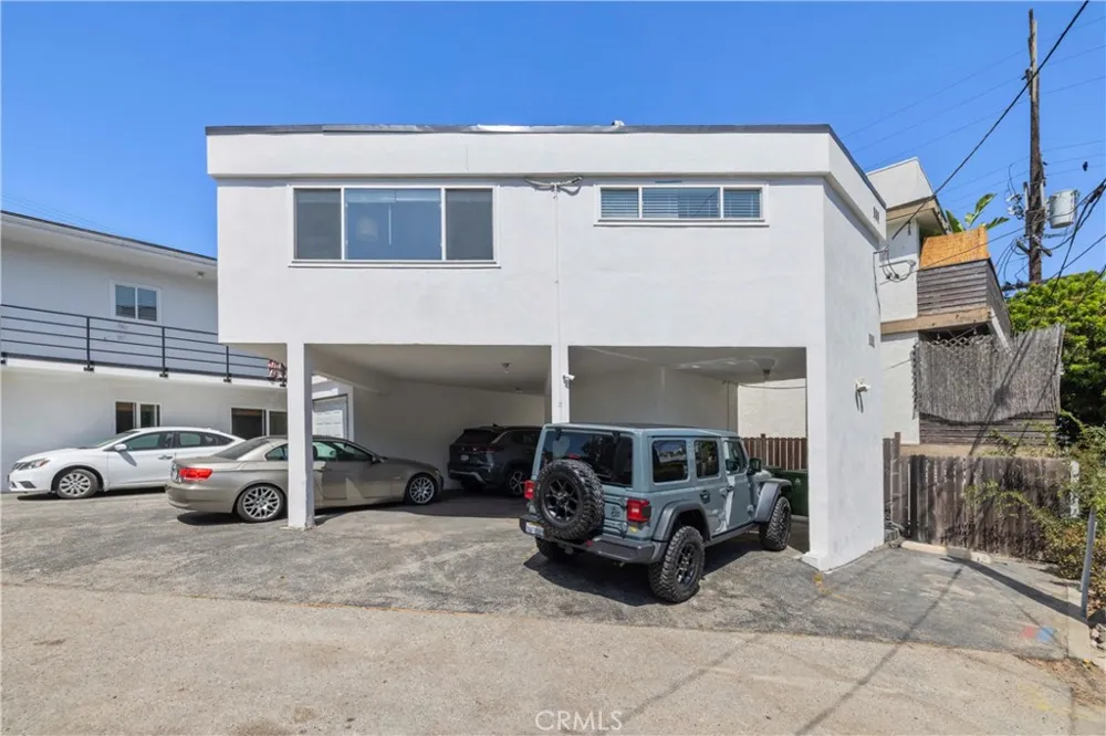 3906 Pacific Avenue Marina del Rey, CA 90292