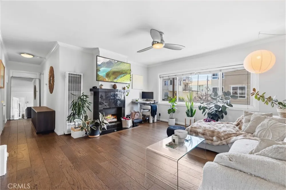 3906 Pacific Avenue Marina del Rey, CA 90292