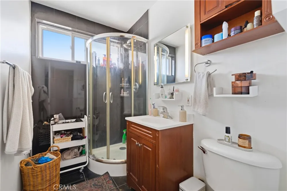 3906 Pacific Avenue Marina del Rey, CA 90292