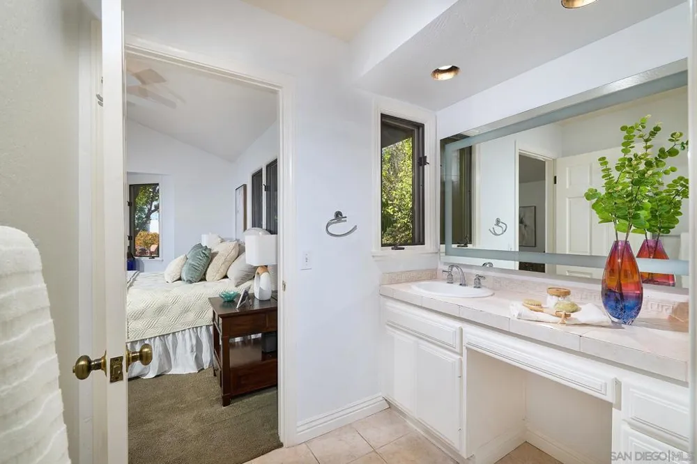 17505 Corte Lomas Verdes Poway, CA 92064