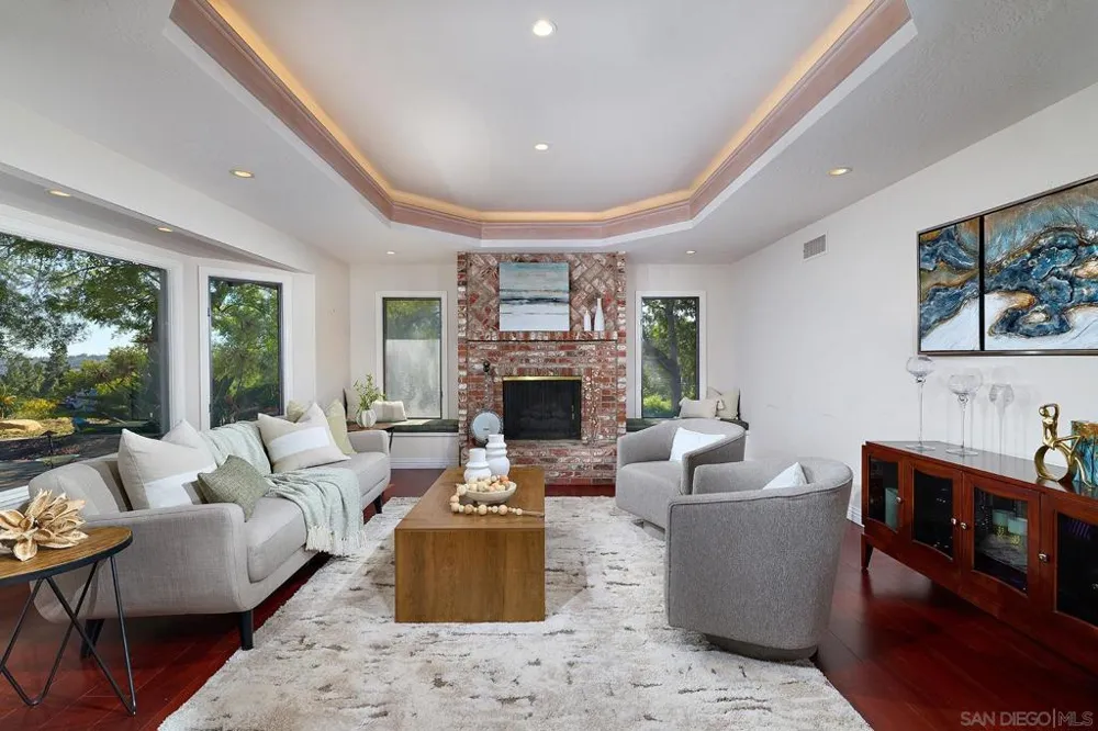17505 Corte Lomas Verdes Poway, CA 92064