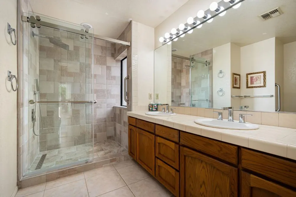 79580 Port Royal Avenue Bermuda Dunes, CA 92203