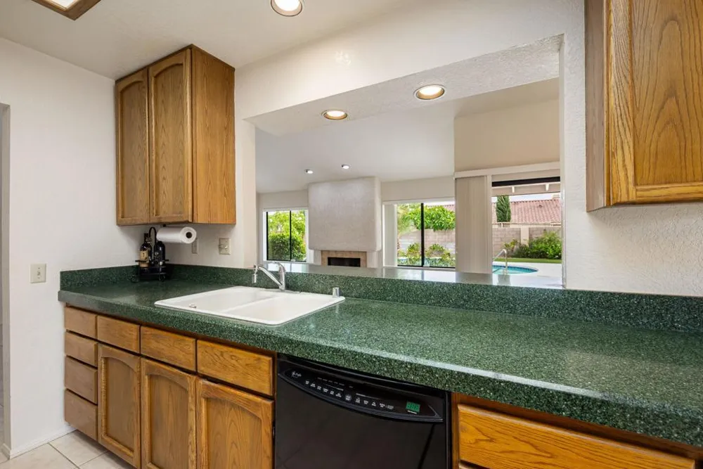79580 Port Royal Avenue Bermuda Dunes, CA 92203