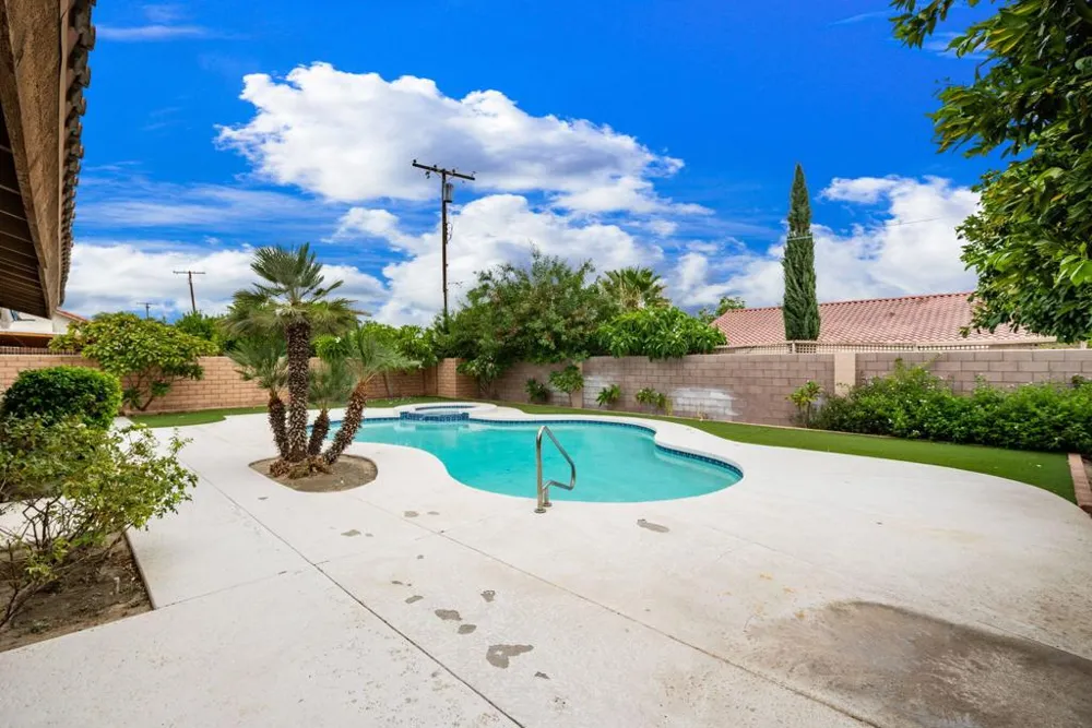 79580 Port Royal Avenue Bermuda Dunes, CA 92203