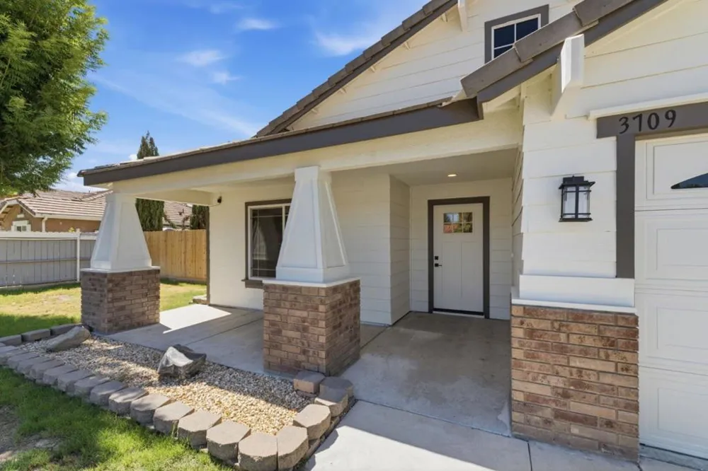 3709 Harris Road Bakersfield, CA 93313