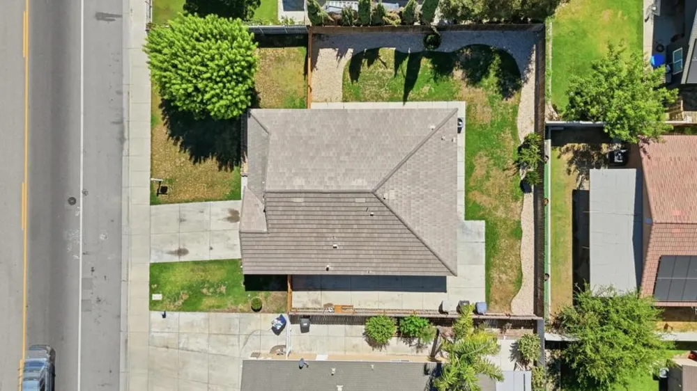 3709 Harris Road Bakersfield, CA 93313