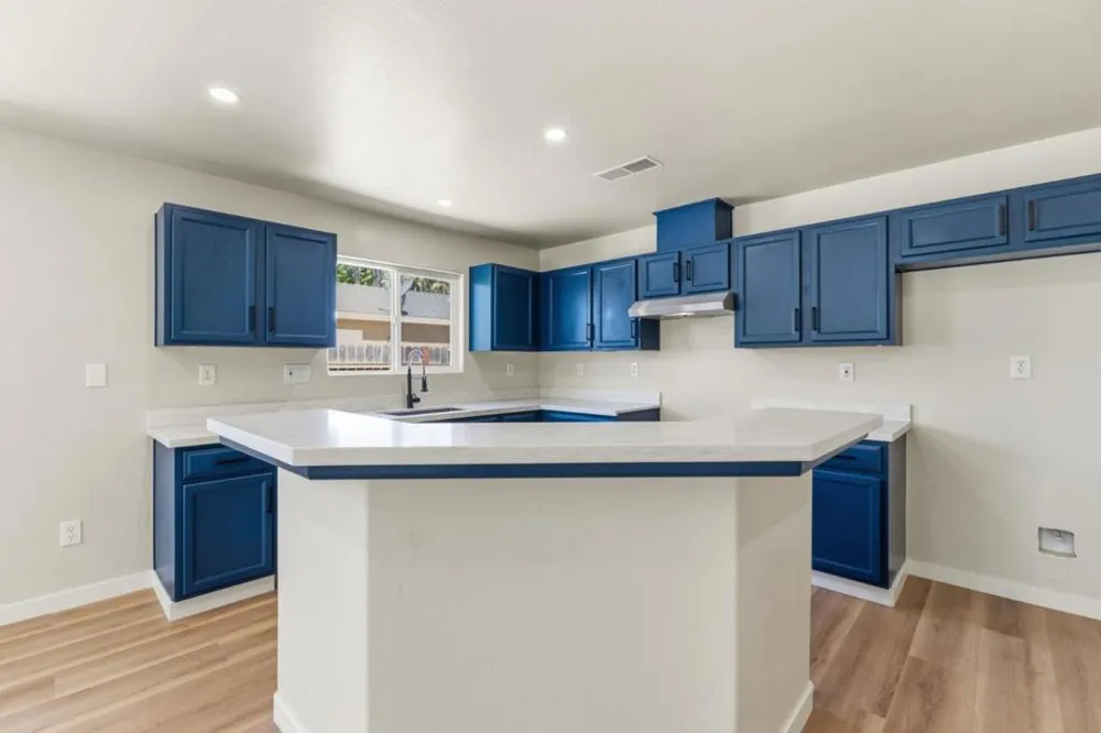 3709 Harris Road Bakersfield, CA 93313