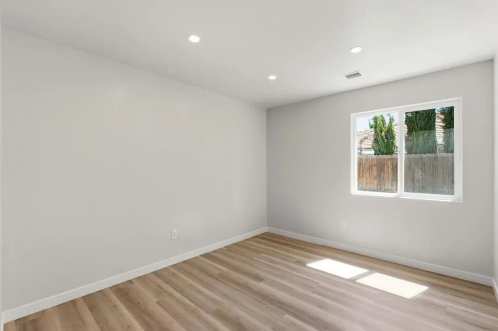 3709 Harris Road Bakersfield, CA 93313