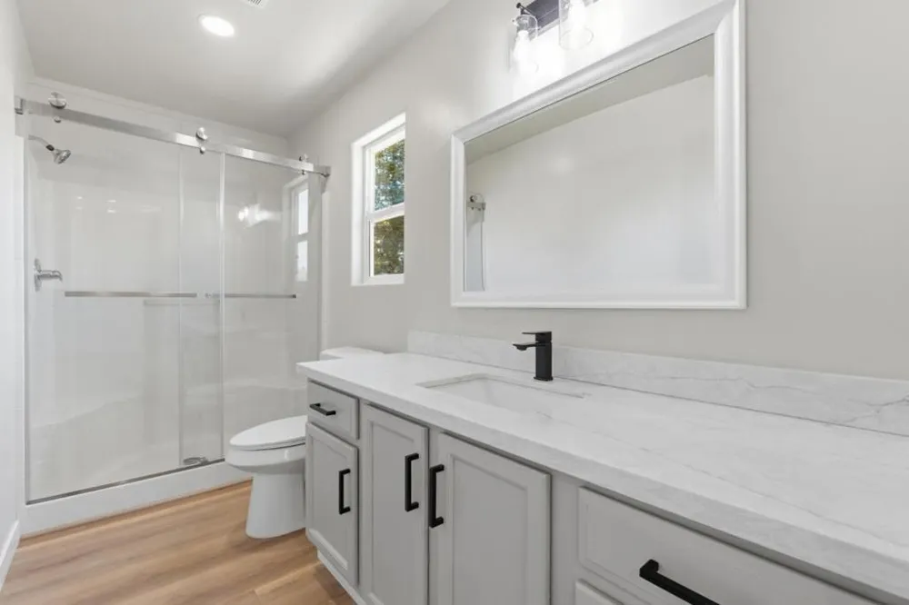 3709 Harris Road Bakersfield, CA 93313