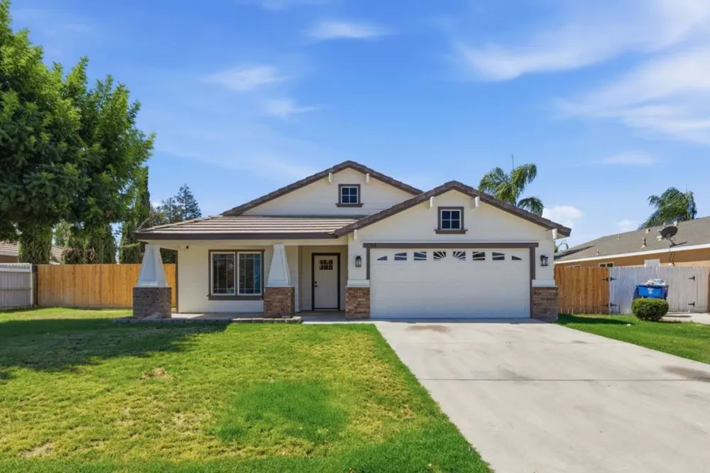 3709 Harris Road Bakersfield, CA 93313