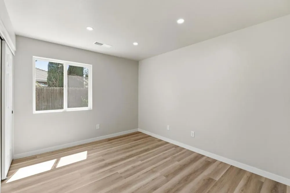 3709 Harris Road Bakersfield, CA 93313