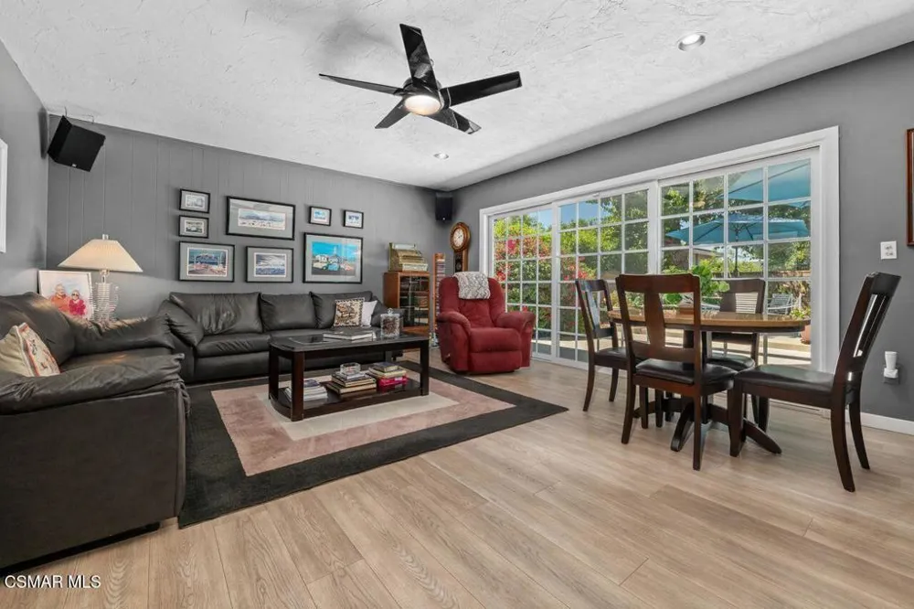 17701 Corinthian Drive Encino, CA 91316