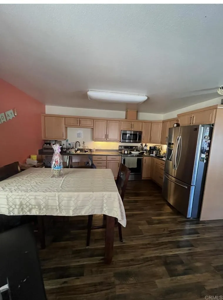 285 Parkbrook Place San Diego, CA 92114